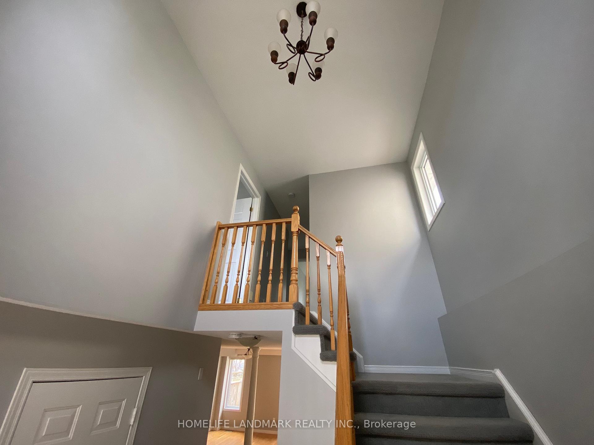 Photo 3 of Unit B, 664 Columbia Forest Boulevard, Waterloo — HOMEH