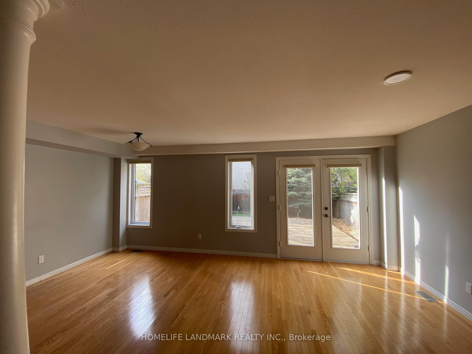 Photo 7 of Unit B, 664 Columbia Forest Boulevard, Waterloo — HOMEH
