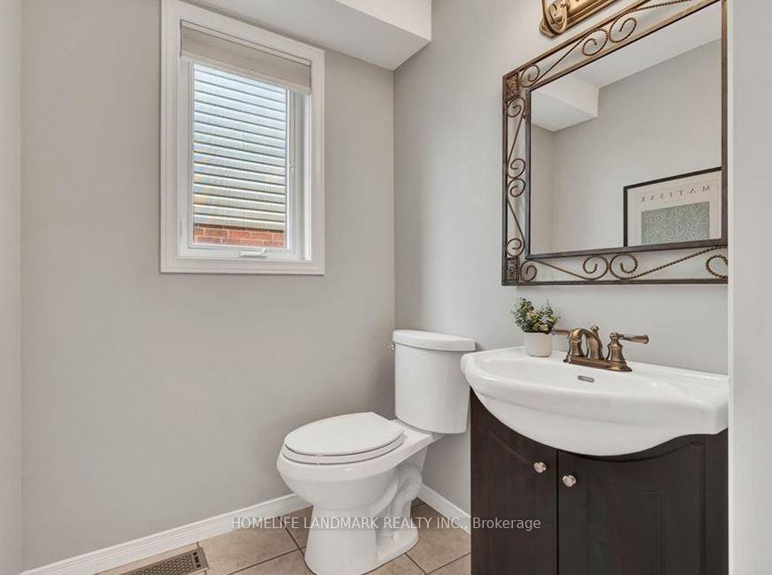 Photo 15 of Unit B, 664 Columbia Forest Boulevard, Waterloo — HOMEH