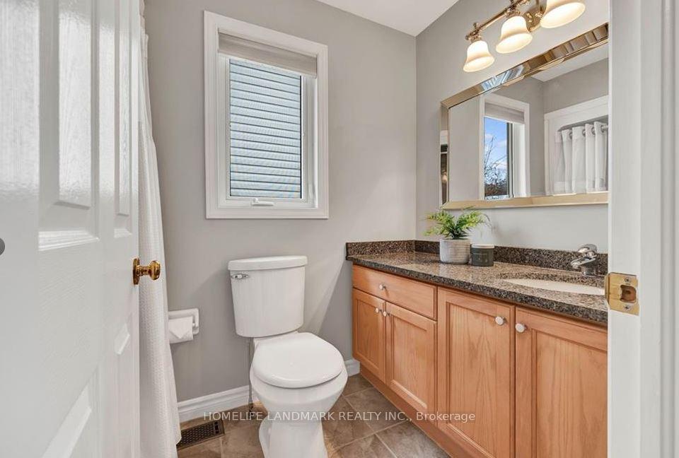 Photo 16 of Unit B, 664 Columbia Forest Boulevard, Waterloo — HOMEH