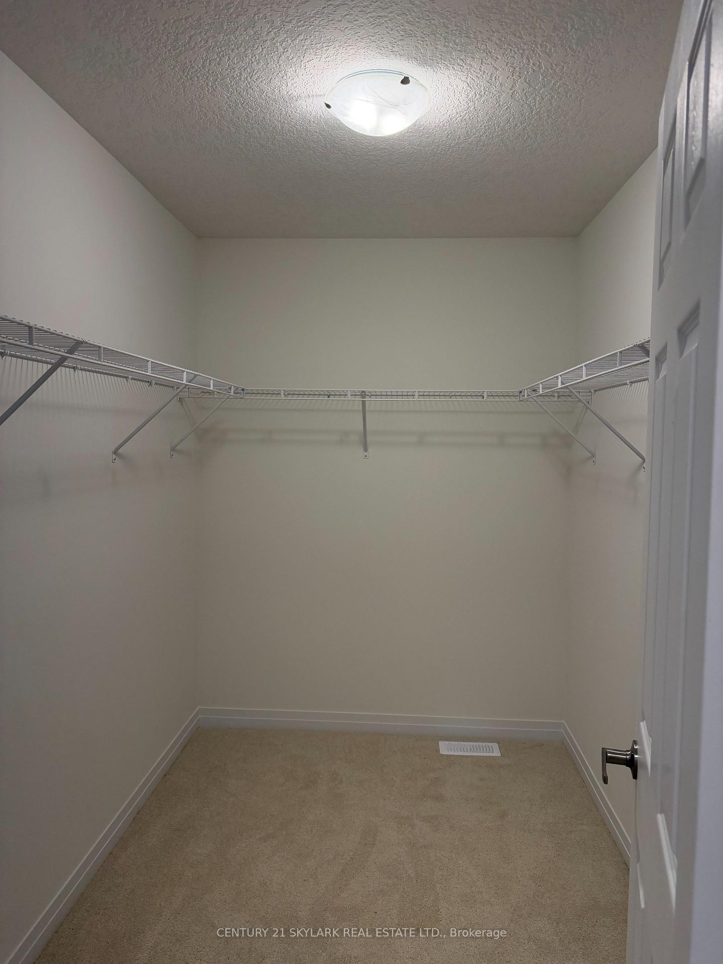 Photo 12 of 174 Aviron Crescent, Welland, Dain City — HOMEH