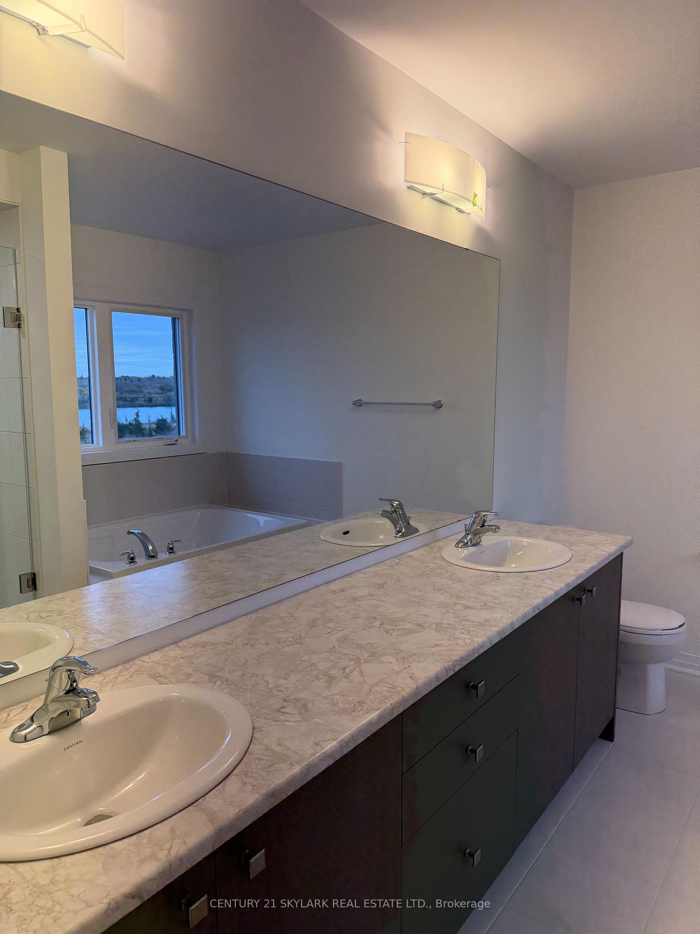 Photo 13 of 174 Aviron Crescent, Welland, Dain City — HOMEH