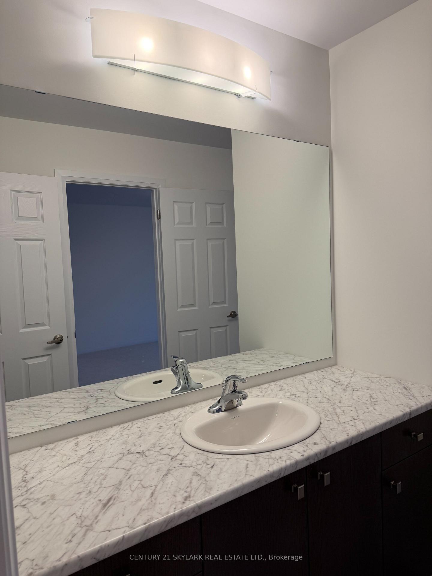 Photo 18 of 174 Aviron Crescent, Welland, Dain City — HOMEH