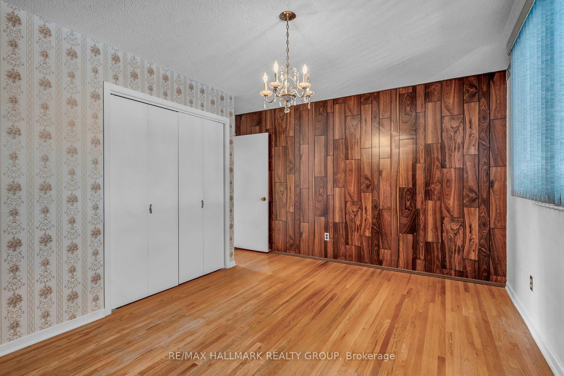 Photo 11 of 2170 Monson Crescent, Ottawa, Beacon Hill North — HOMEH