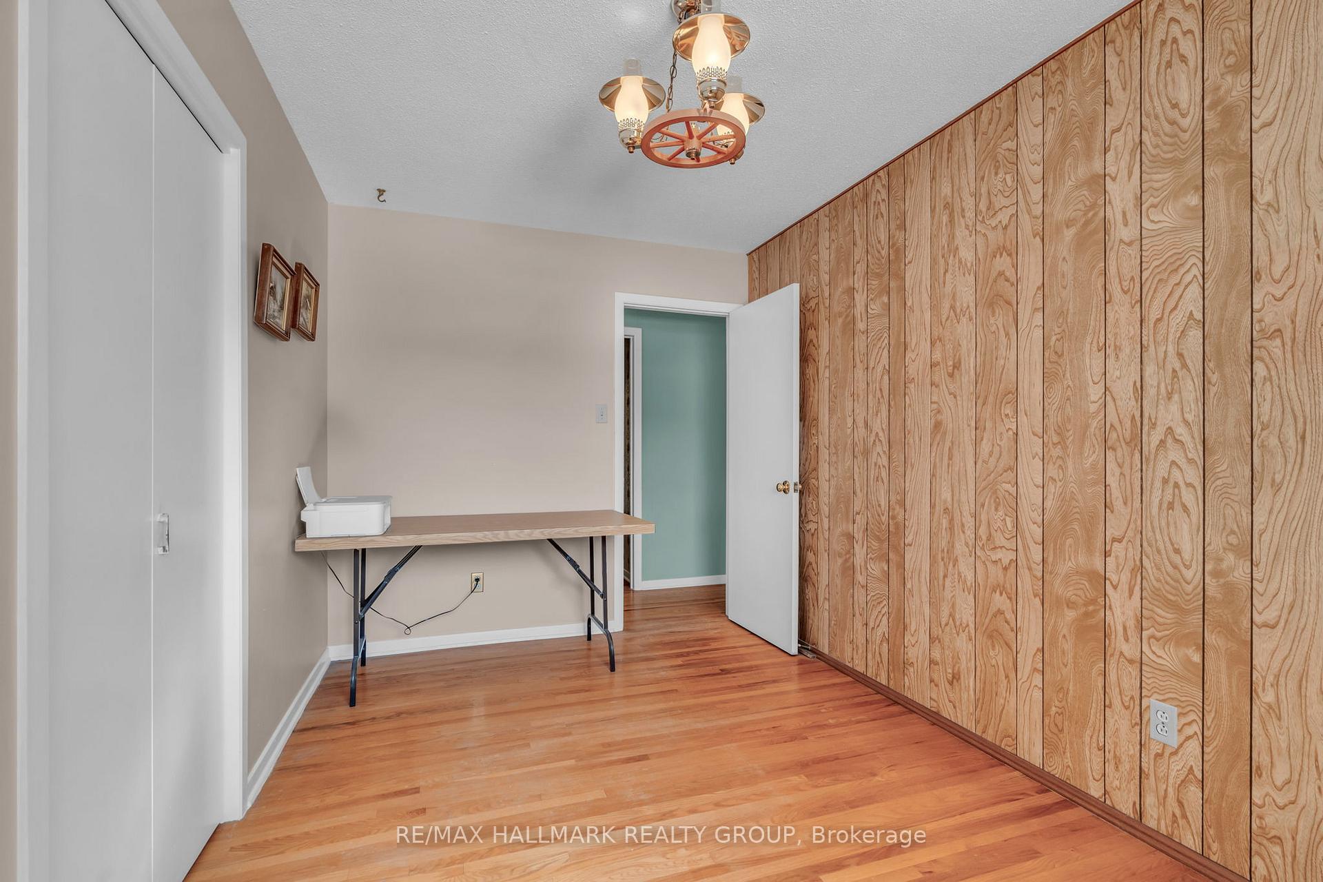 Photo 25 of 2170 Monson Crescent, Ottawa, Beacon Hill North — HOMEH