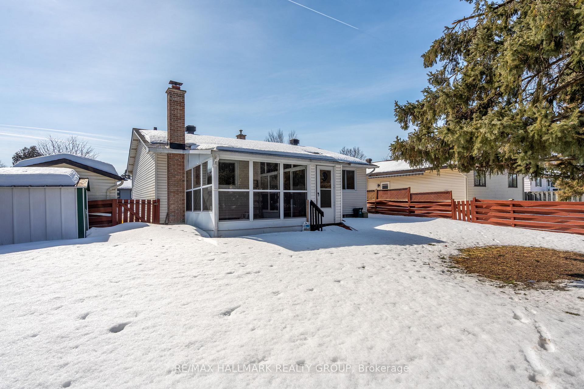 Photo 21 of 2170 Monson Crescent, Ottawa, Beacon Hill North — HOMEH