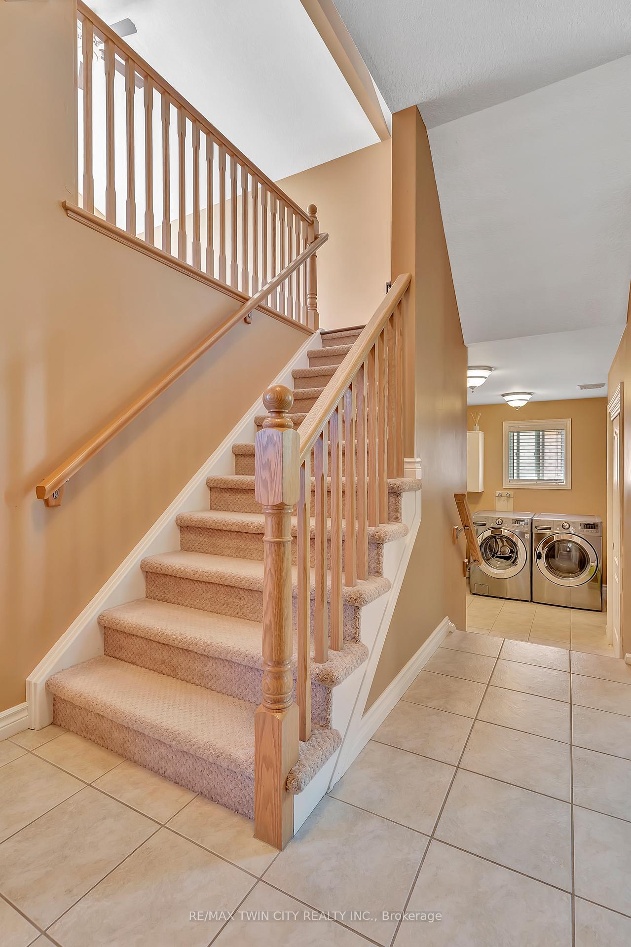 Photo 8 of 357 Auburn Drive, Waterloo, Lexington — HOMEH