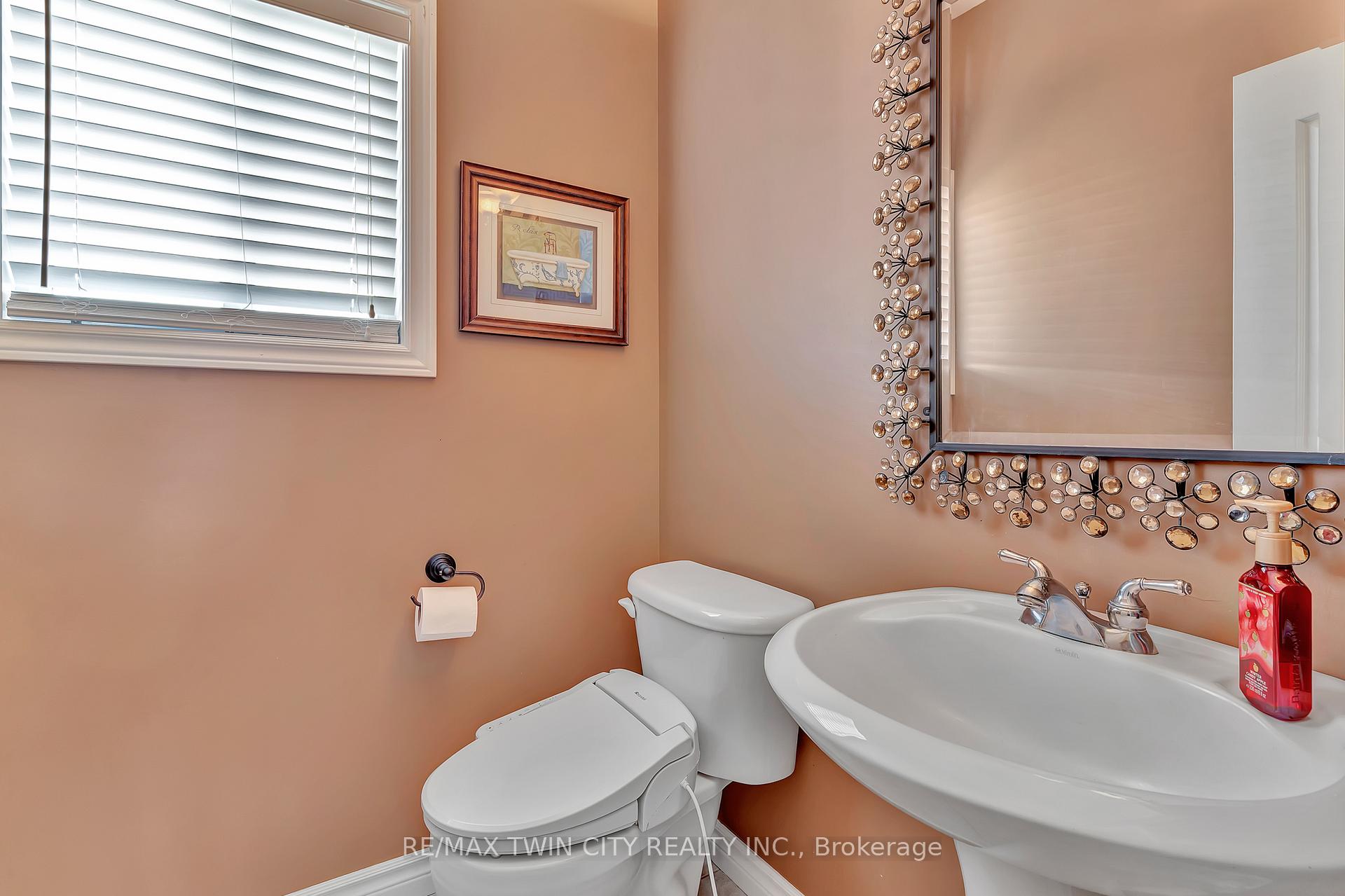 Photo 11 of 357 Auburn Drive, Waterloo, Lexington — HOMEH