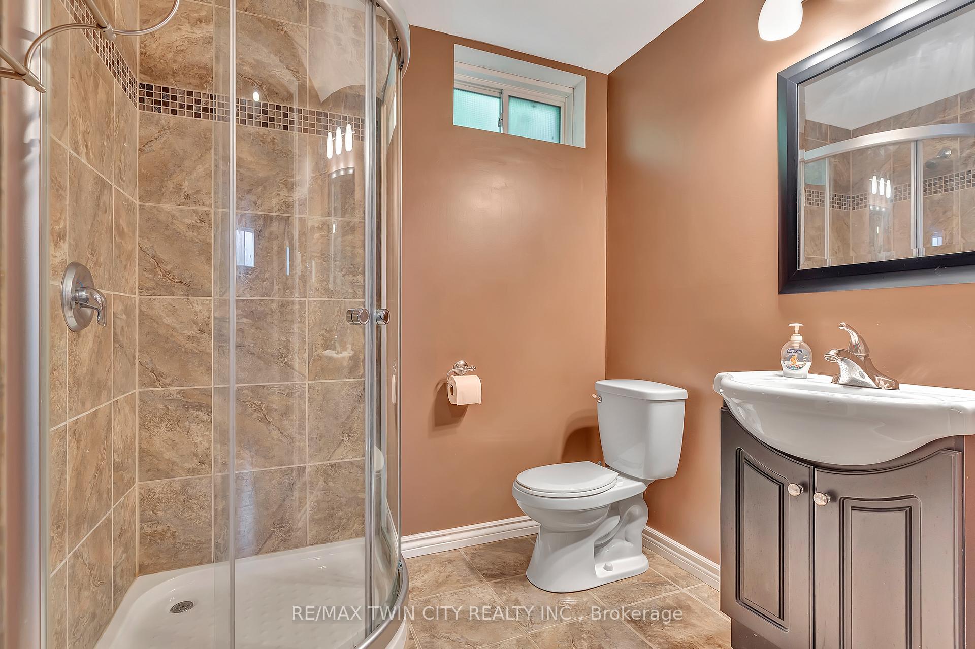 Photo 38 of 357 Auburn Drive, Waterloo, Lexington — HOMEH