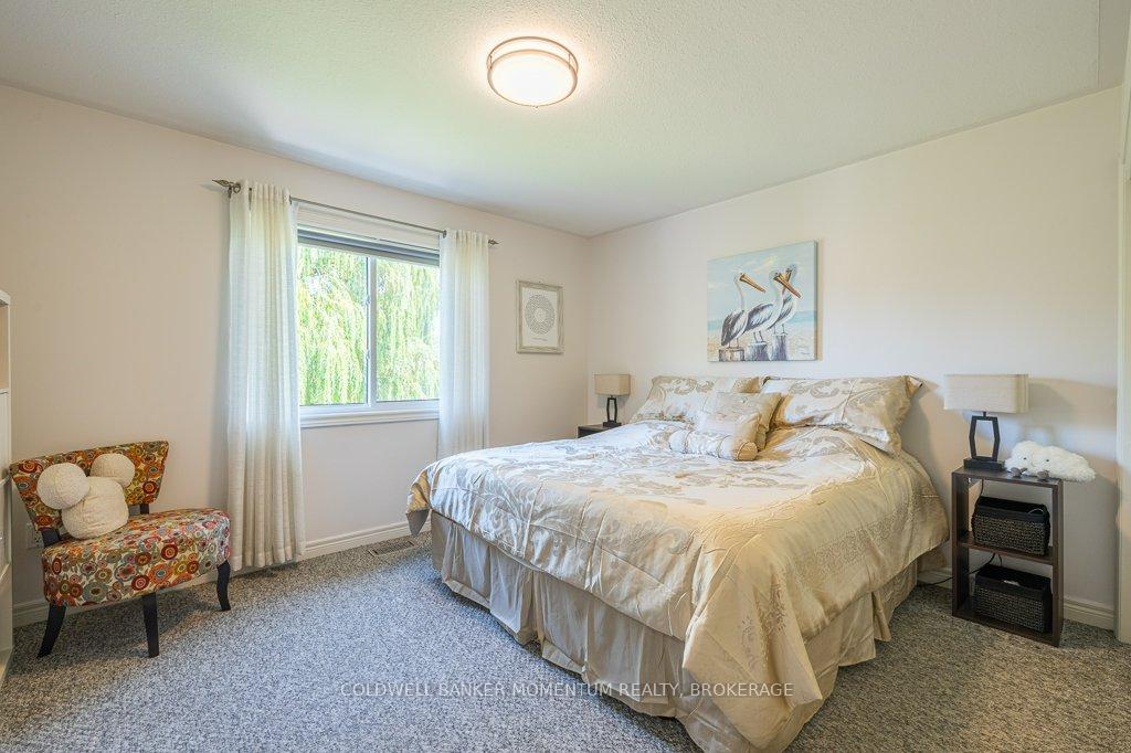 Photo 19 of 122 Gretel Drive, Welland, N. Welland — HOMEH