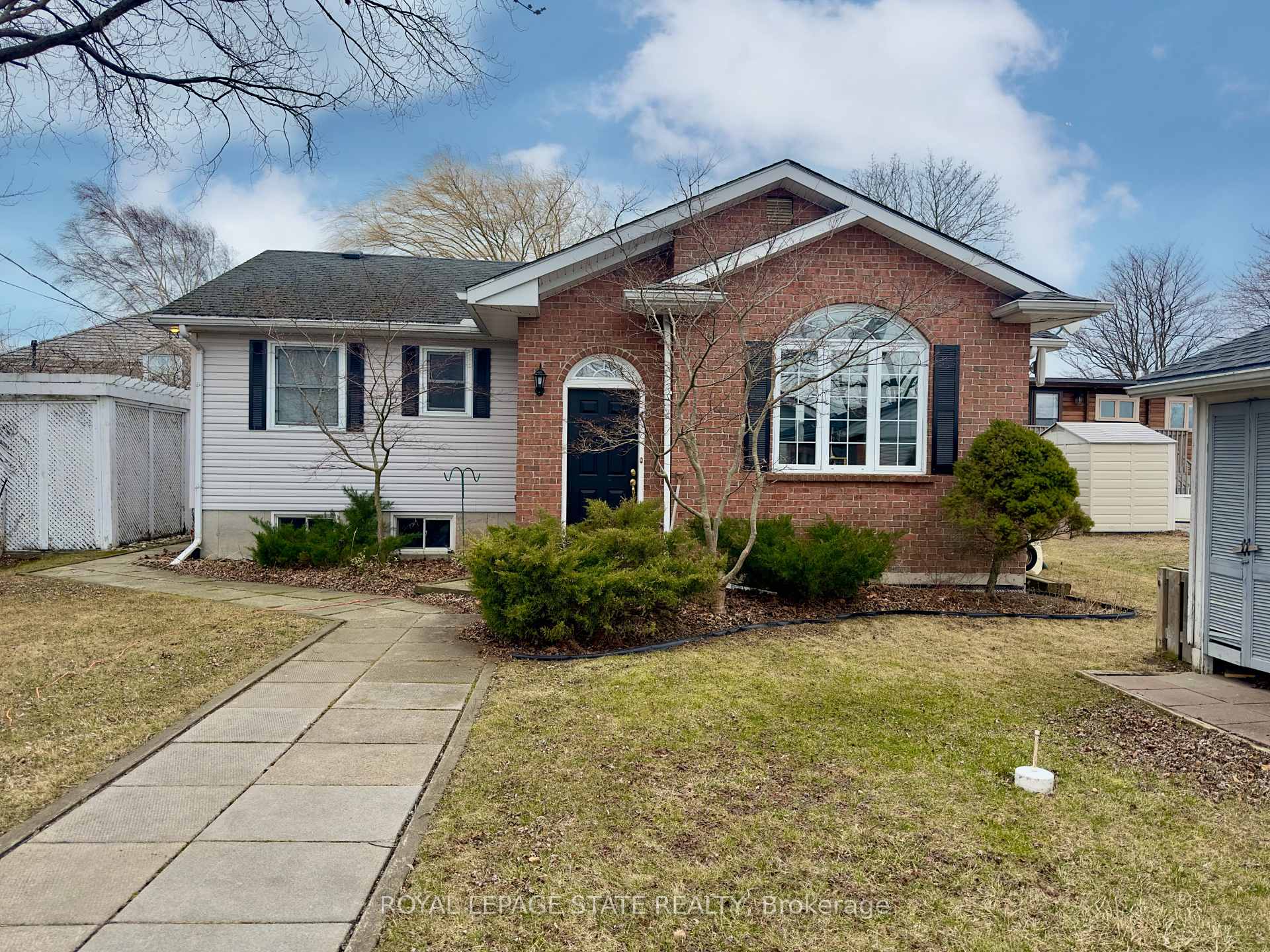 Photo 5 of 12529 Lakeshore Road, Wainfleet, Lakeshore — HOMEH