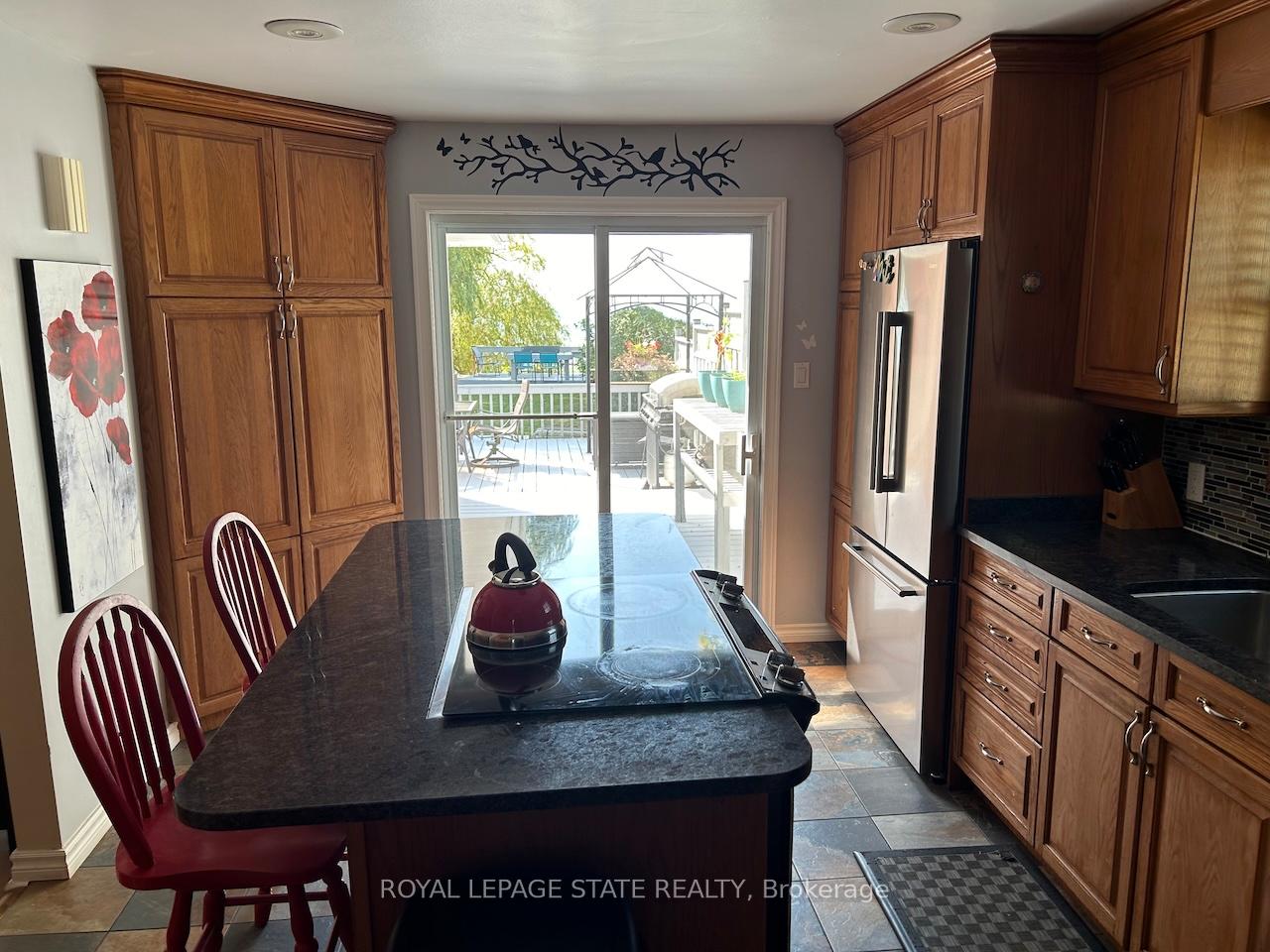 Photo 8 of 12529 Lakeshore Road, Wainfleet, Lakeshore — HOMEH