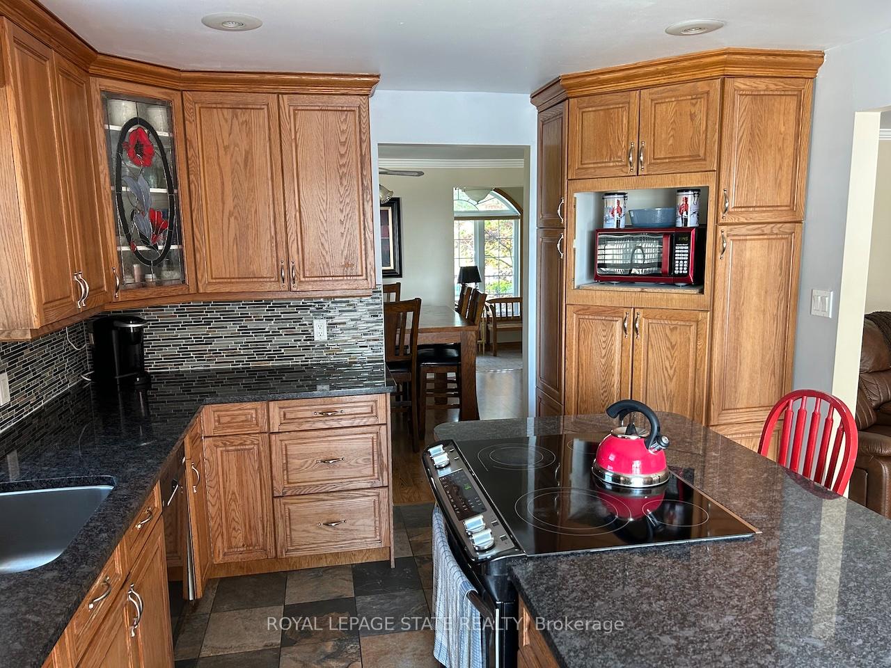 Photo 9 of 12529 Lakeshore Road, Wainfleet, Lakeshore — HOMEH