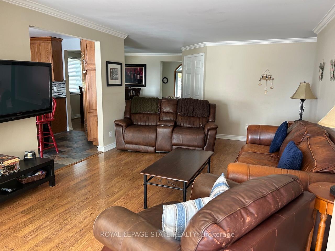 Photo 13 of 12529 Lakeshore Road, Wainfleet, Lakeshore — HOMEH