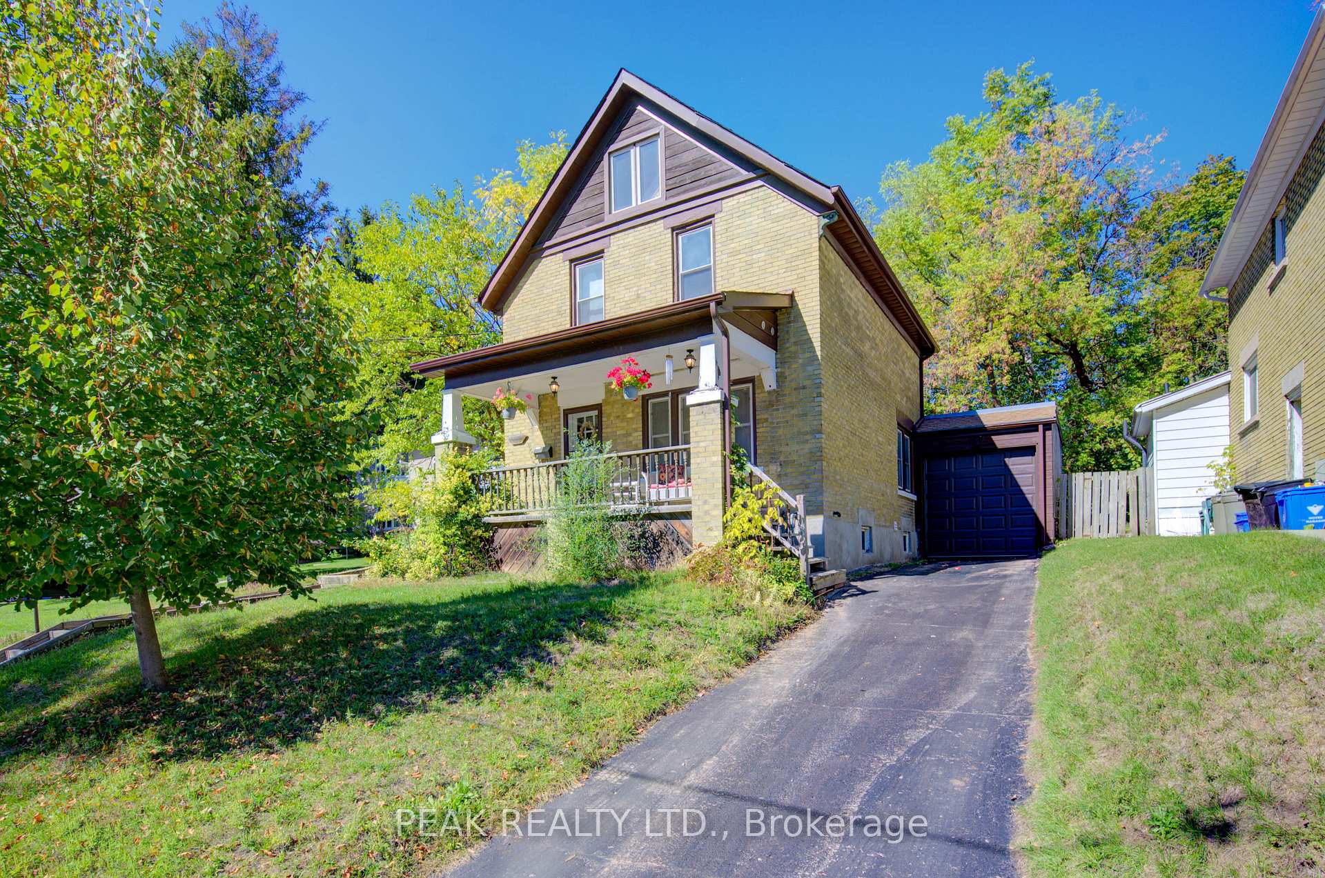 Photo 2 of 32 Elgin Street, Waterloo — HOMEH