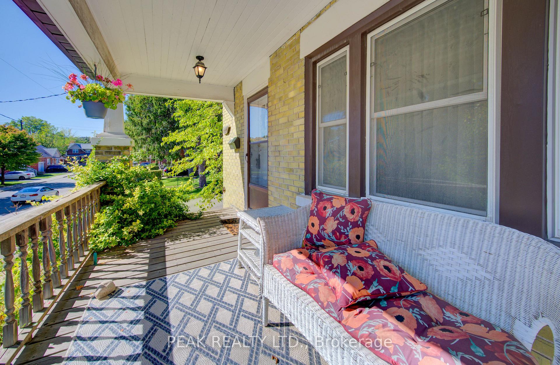 Photo 3 of 32 Elgin Street, Waterloo — HOMEH