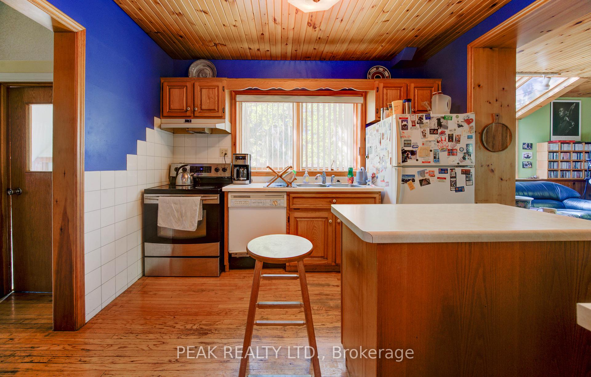 Photo 10 of 32 Elgin Street, Waterloo — HOMEH