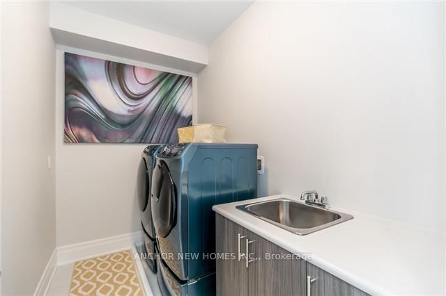 Photo 7 of 32 Crimson Forest Drive, Vaughan, Patterson — HOMEH