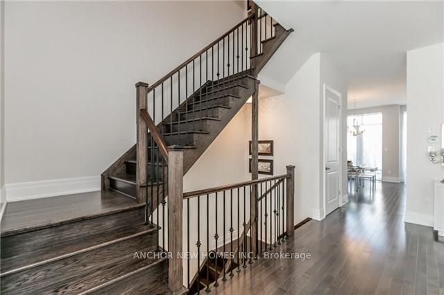 Photo 12 of 32 Crimson Forest Drive, Vaughan, Patterson — HOMEH
