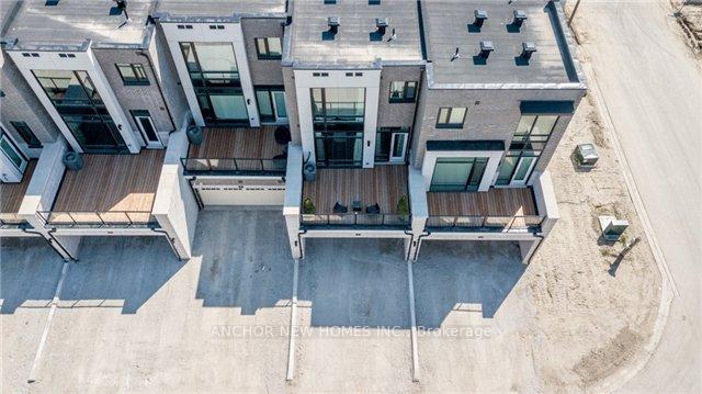 Photo 19 of 32 Crimson Forest Drive, Vaughan, Patterson — HOMEH