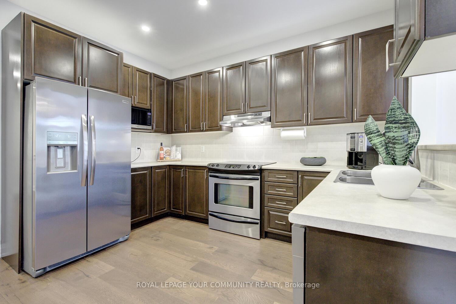 Photo 15 of 4 Alex Black Street, Vaughan, Patterson — HOMEH