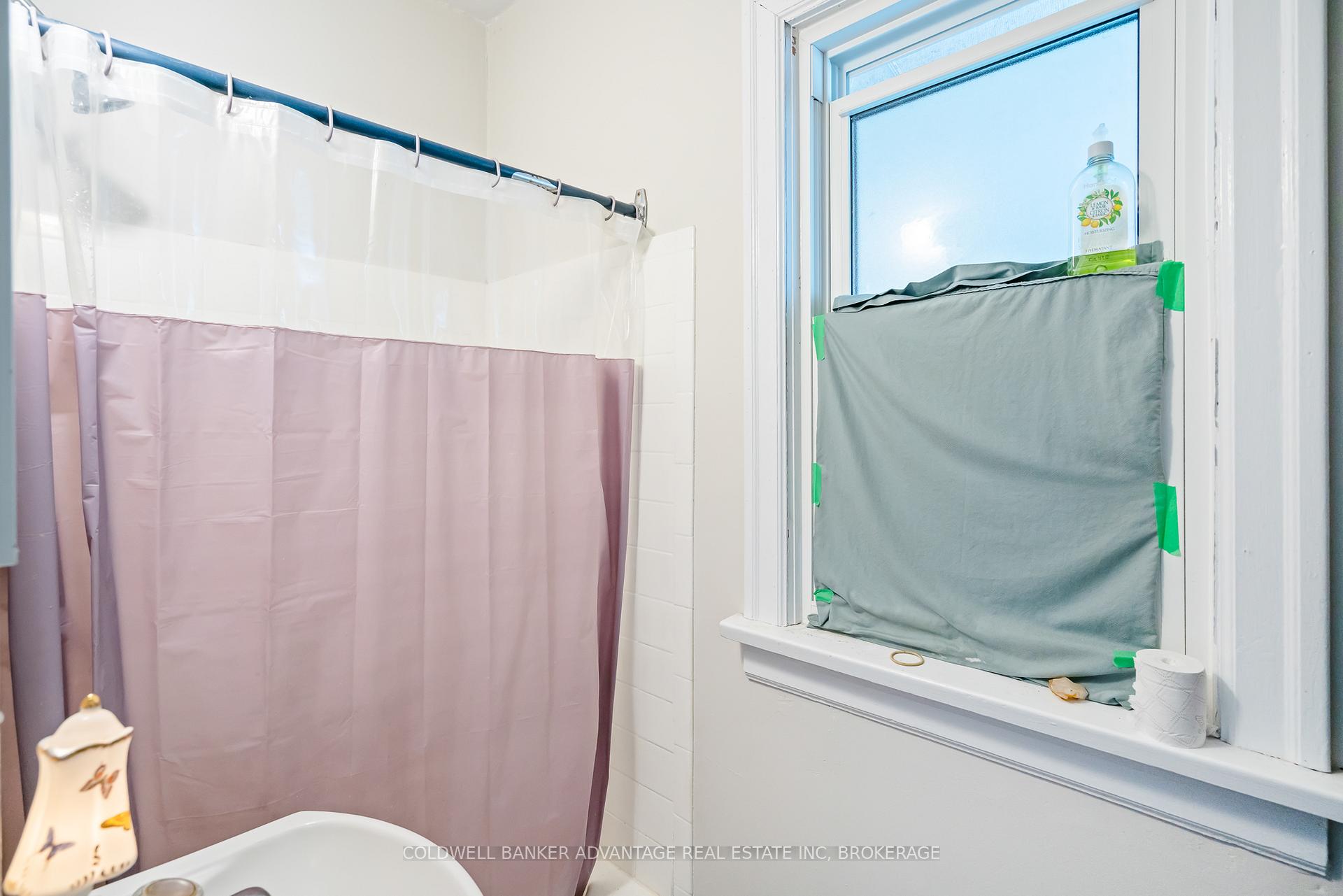 Photo 34 of 51 Lyons Avenue, Welland, Lincoln/Crowland — HOMEH