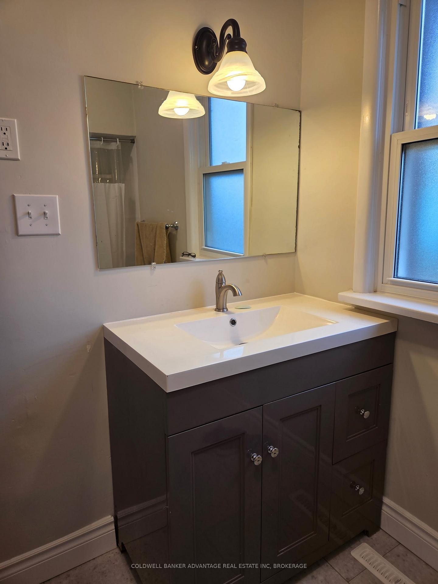 Photo 47 of 51 Lyons Avenue, Welland, Lincoln/Crowland — HOMEH