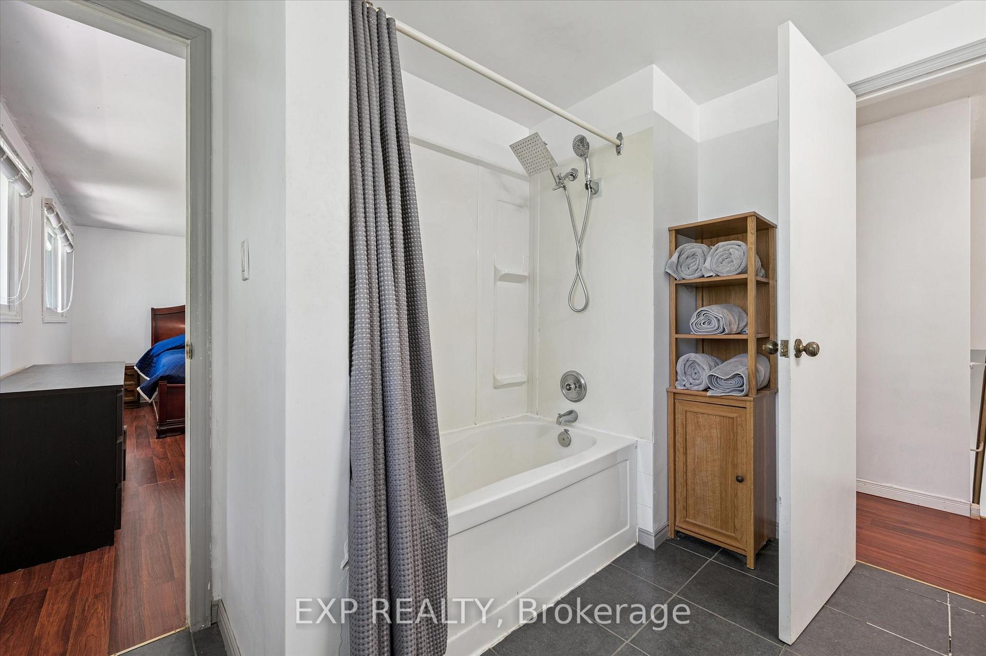 Photo 19 of 338 Ascot Place, Waterloo — HOMEH