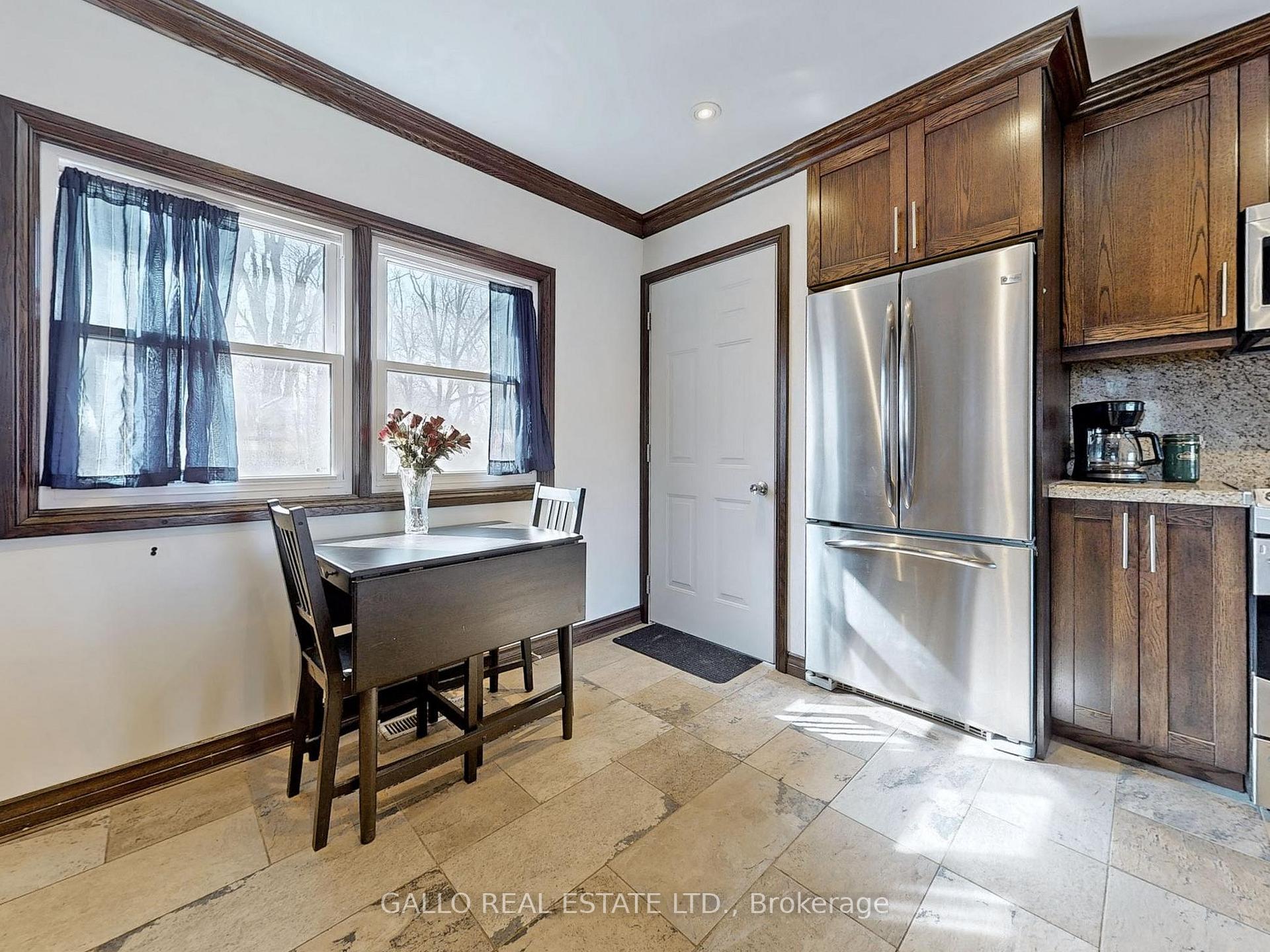 Photo 7 of 170 East Street, Uxbridge — HOMEH