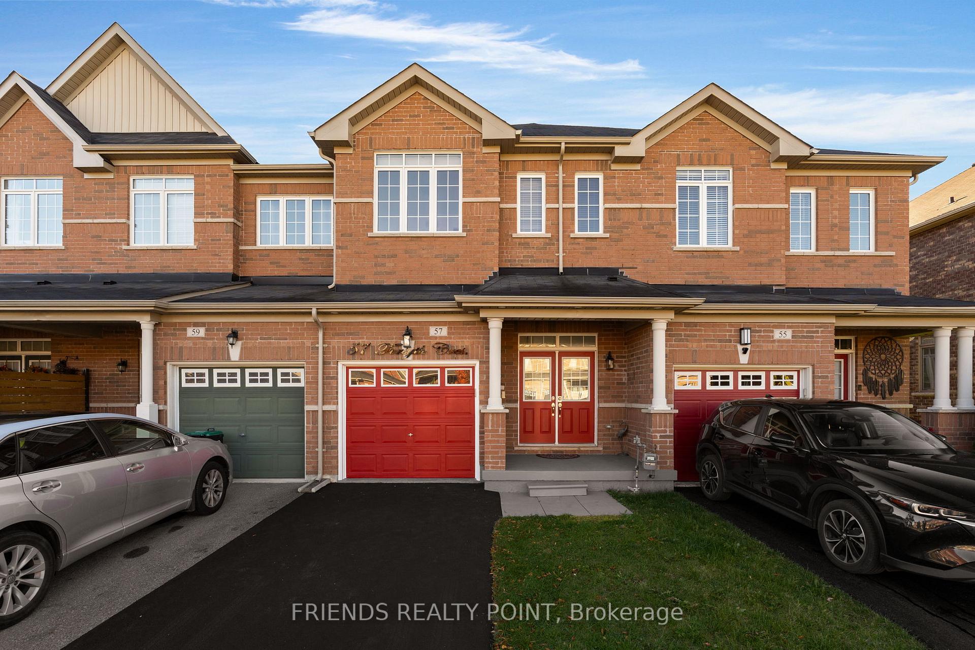 Photo 5 of 57 Forsyth Crescent, Barrie, West Bayfield — HOMEH
