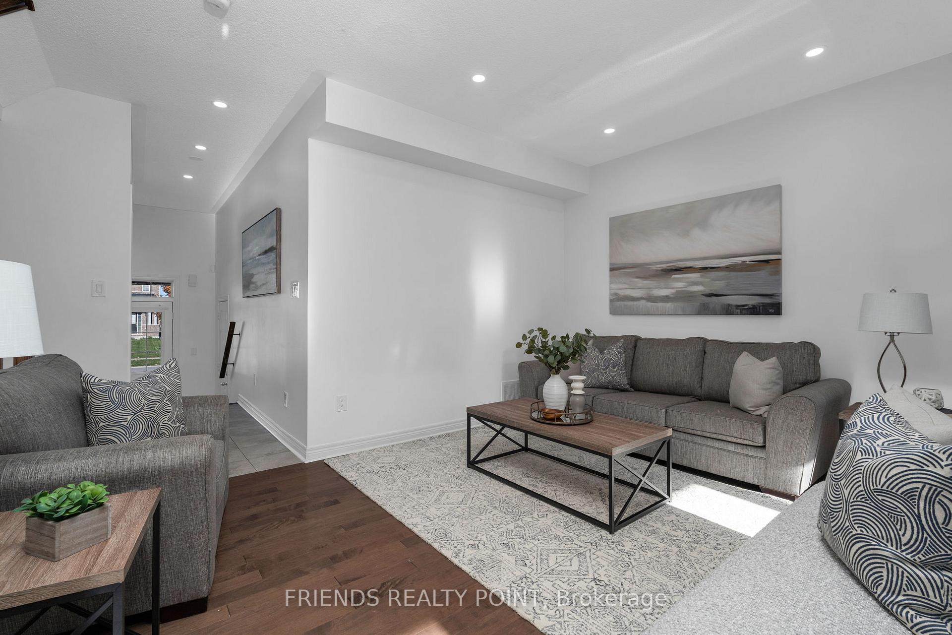 Photo 7 of 57 Forsyth Crescent, Barrie, West Bayfield — HOMEH