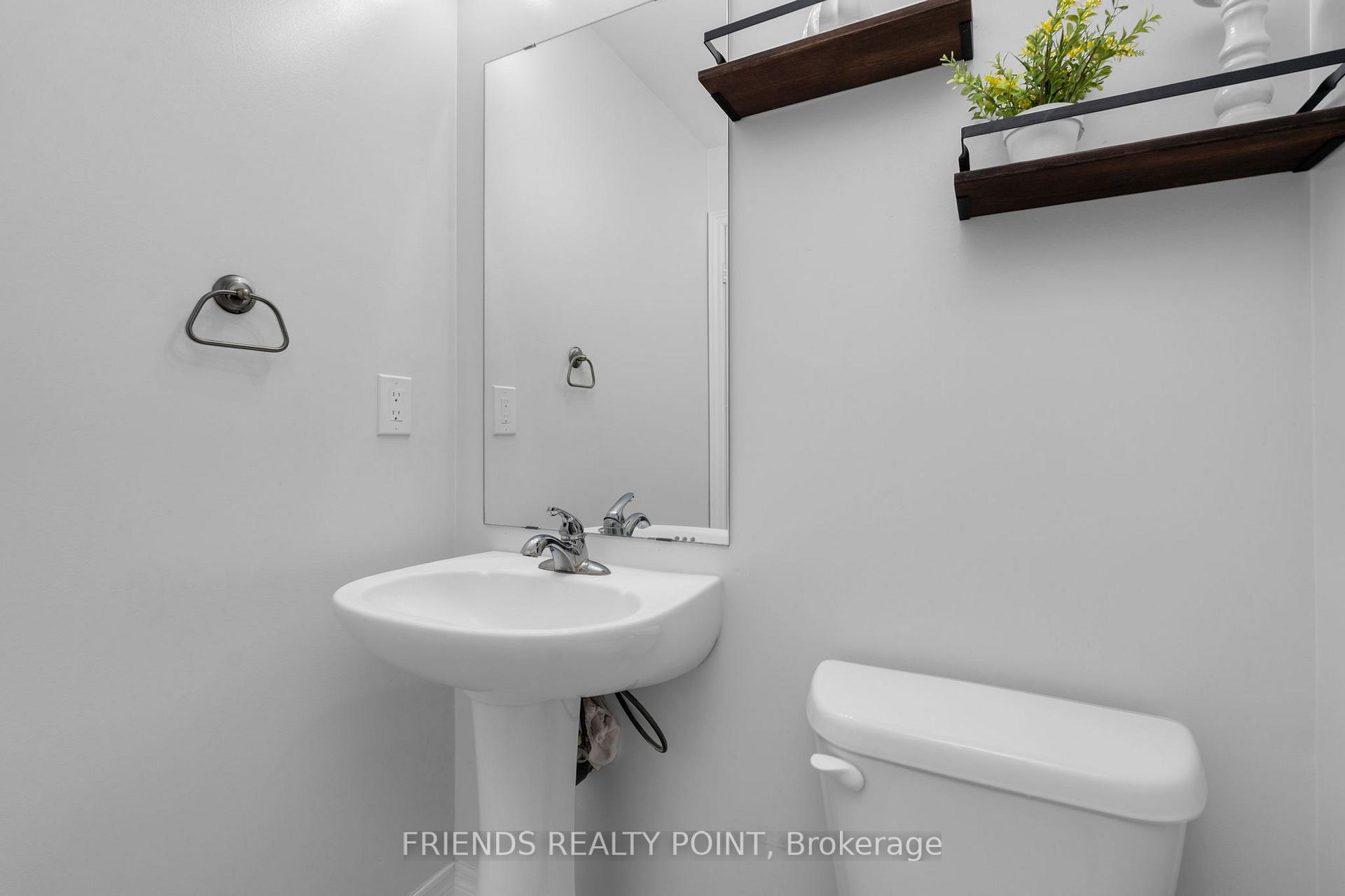 Photo 11 of 57 Forsyth Crescent, Barrie, West Bayfield — HOMEH