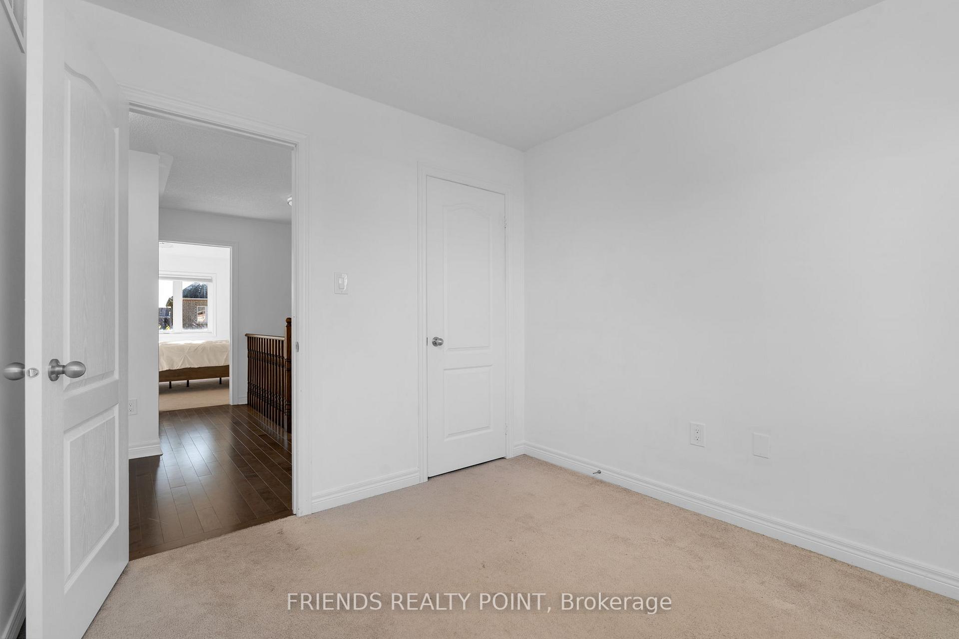 Photo 19 of 57 Forsyth Crescent, Barrie, West Bayfield — HOMEH