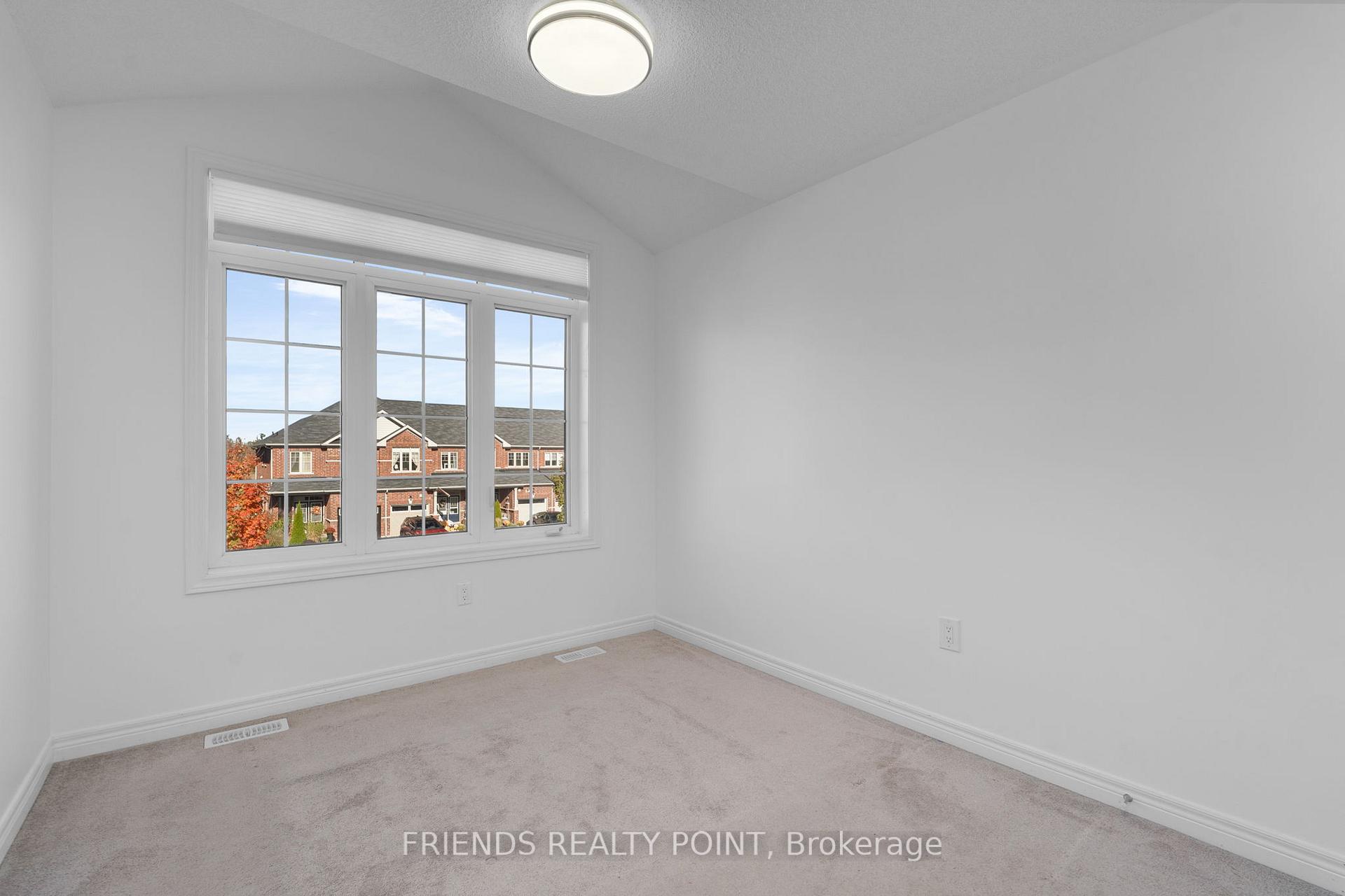 Photo 18 of 57 Forsyth Crescent, Barrie, West Bayfield — HOMEH