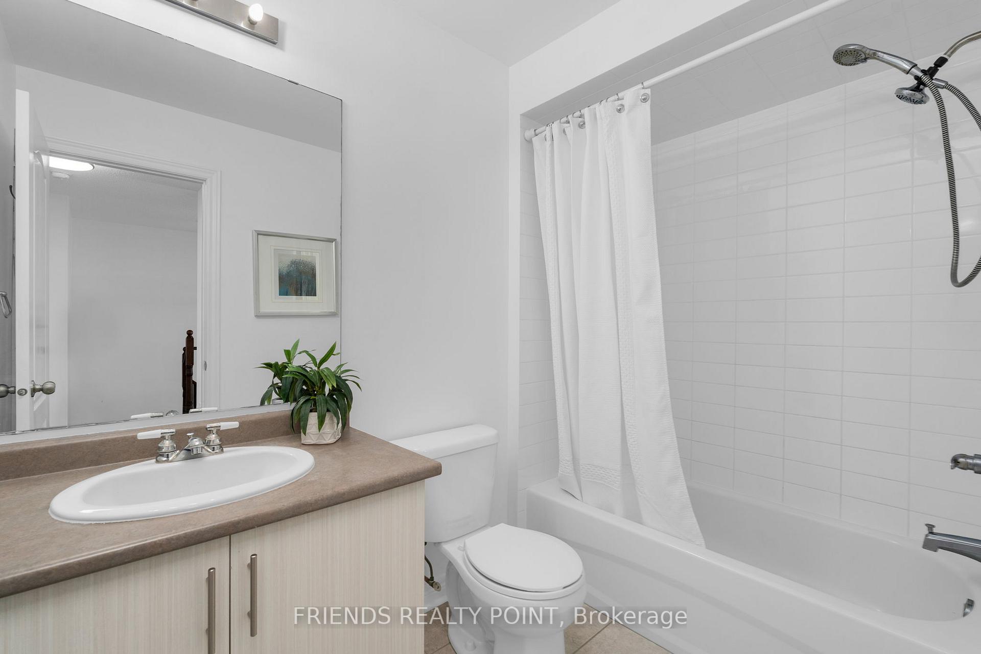 Photo 21 of 57 Forsyth Crescent, Barrie, West Bayfield — HOMEH