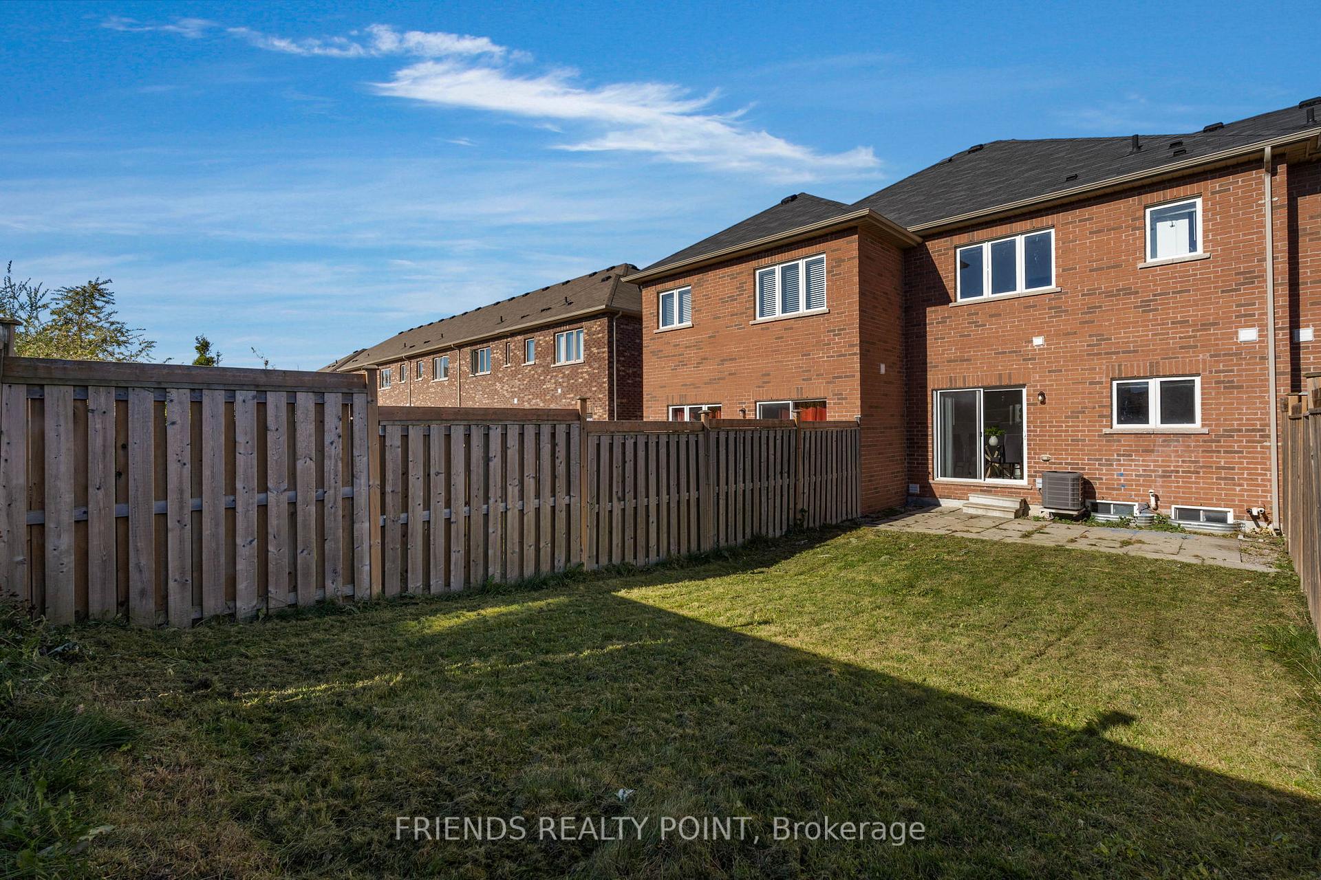 Photo 27 of 57 Forsyth Crescent, Barrie, West Bayfield — HOMEH