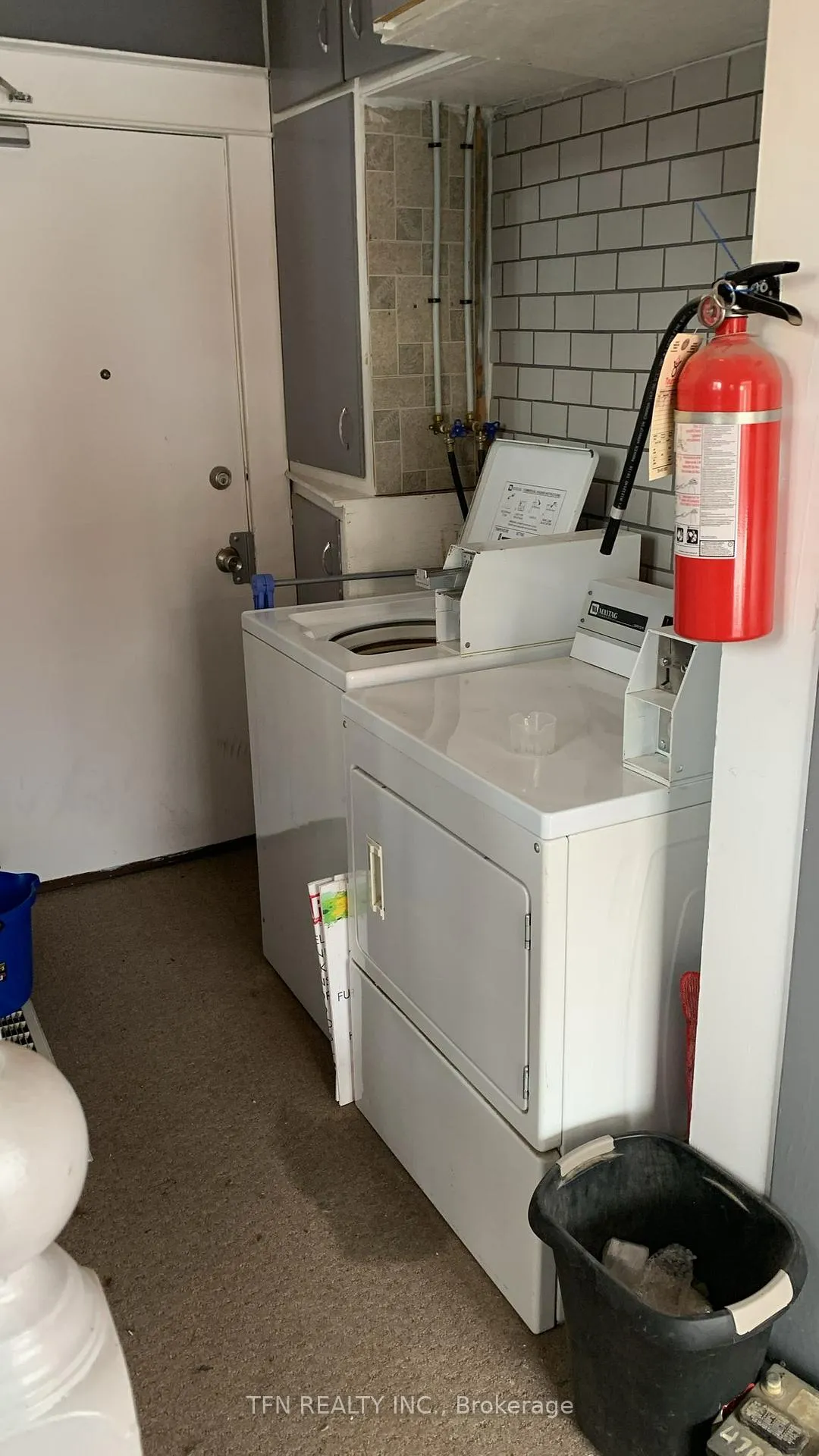 Photo 3 of Unit 4, 70 Mill Street, Welland, Broadway — HOMEH