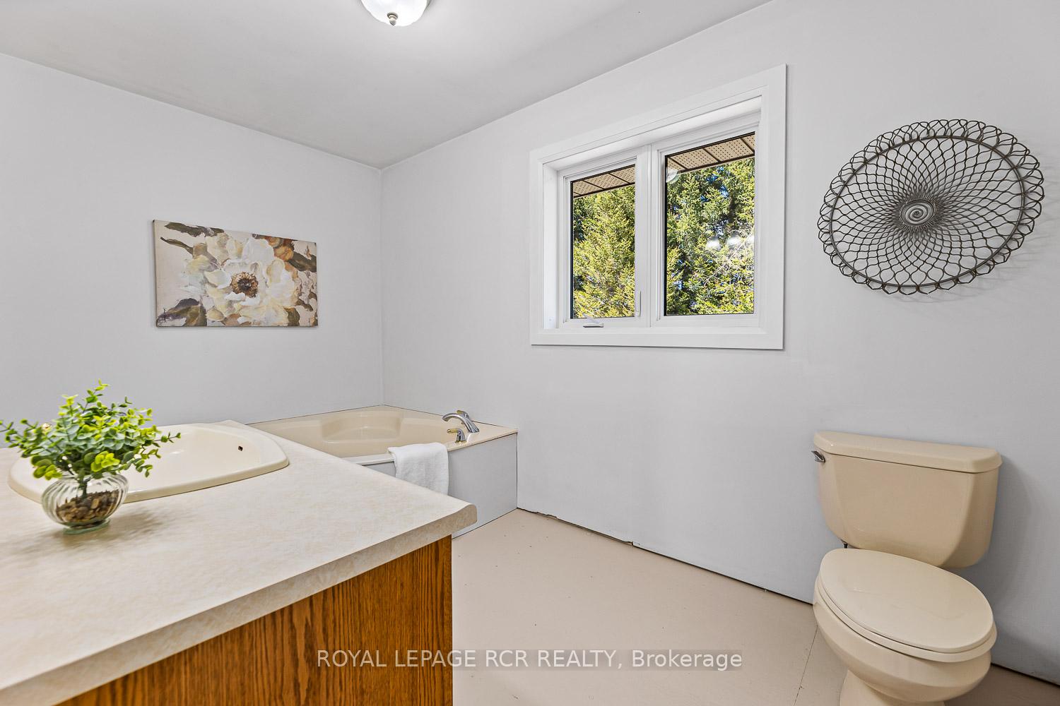 Photo 21 of 434089 4th Line, Amaranth, Rural Amaranth — HOMEH