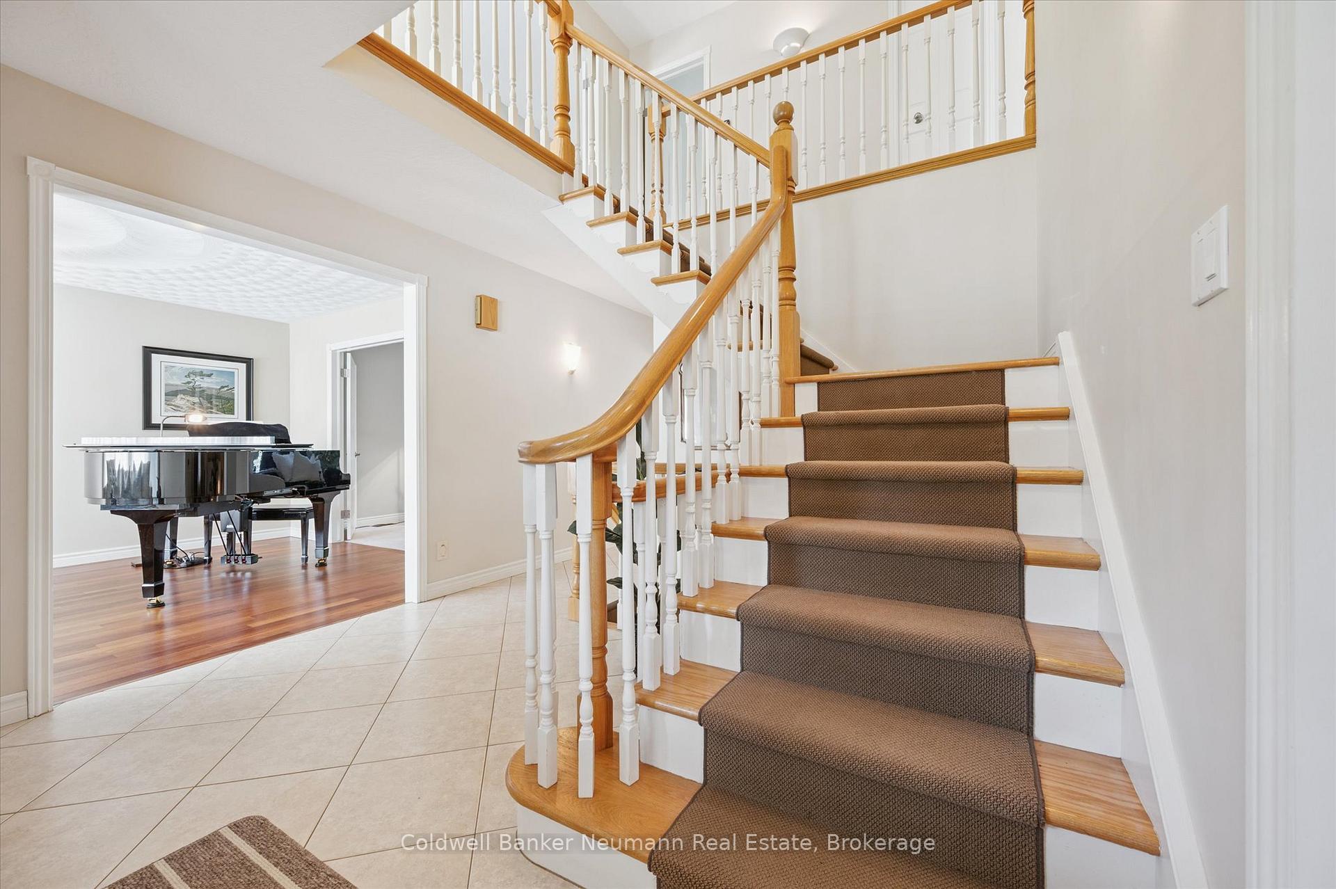 Photo 14 of 466 Branstone Drive, Waterloo — HOMEH