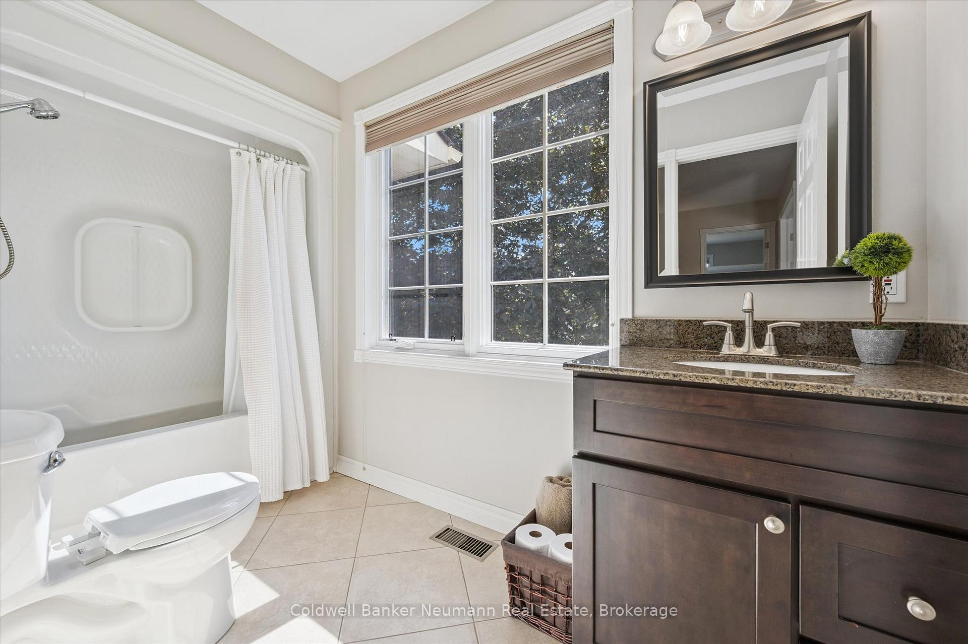Photo 20 of 466 Branstone Drive, Waterloo — HOMEH