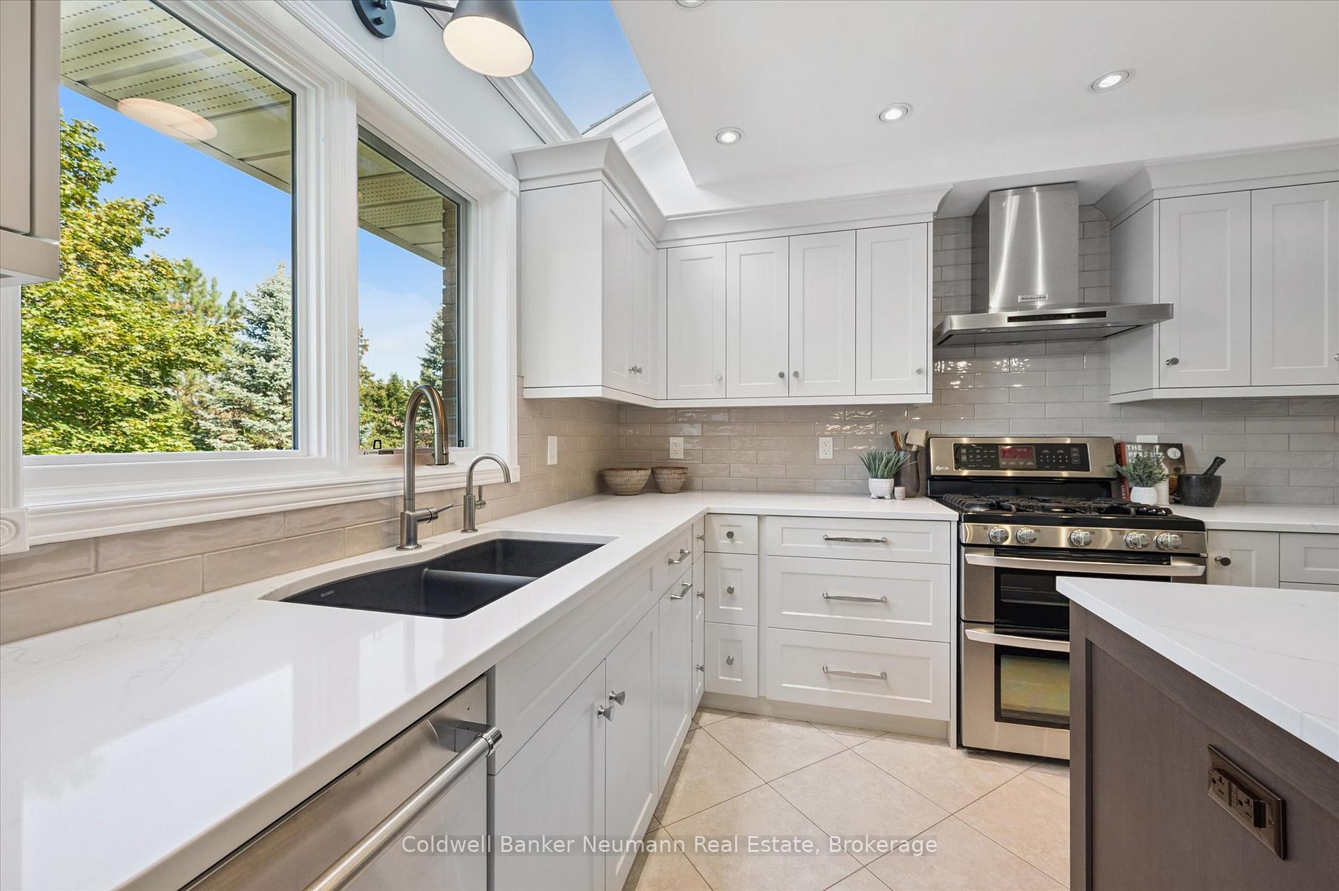 Photo 31 of 466 Branstone Drive, Waterloo — HOMEH