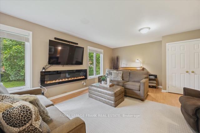 Photo 18 of 12 Linton Court, Uxbridge — HOMEH
