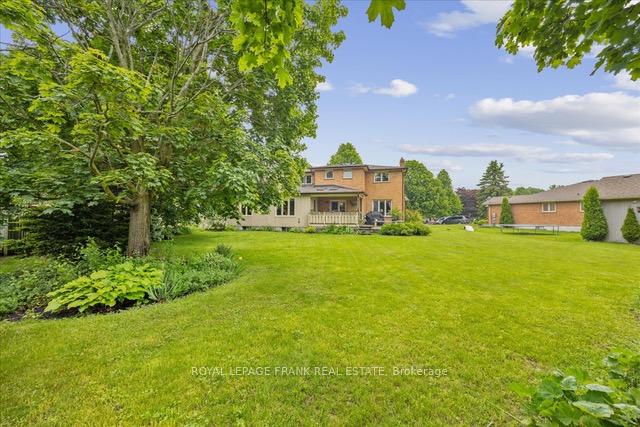 Photo 40 of 12 Linton Court, Uxbridge — HOMEH
