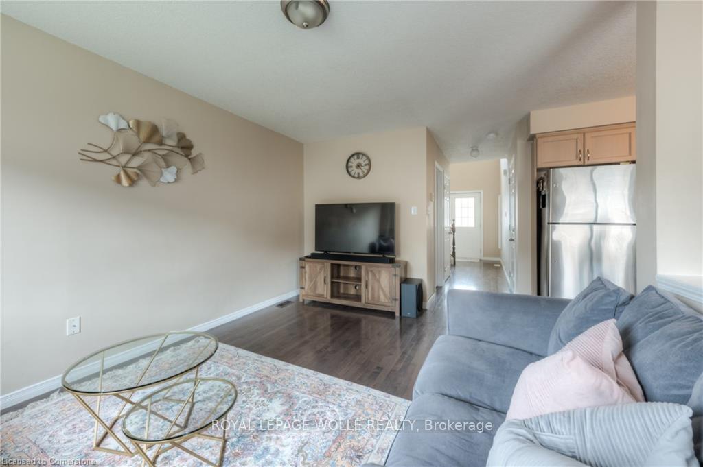 Photo 8 of 556 Wild Iris Avenue, Waterloo — HOMEH