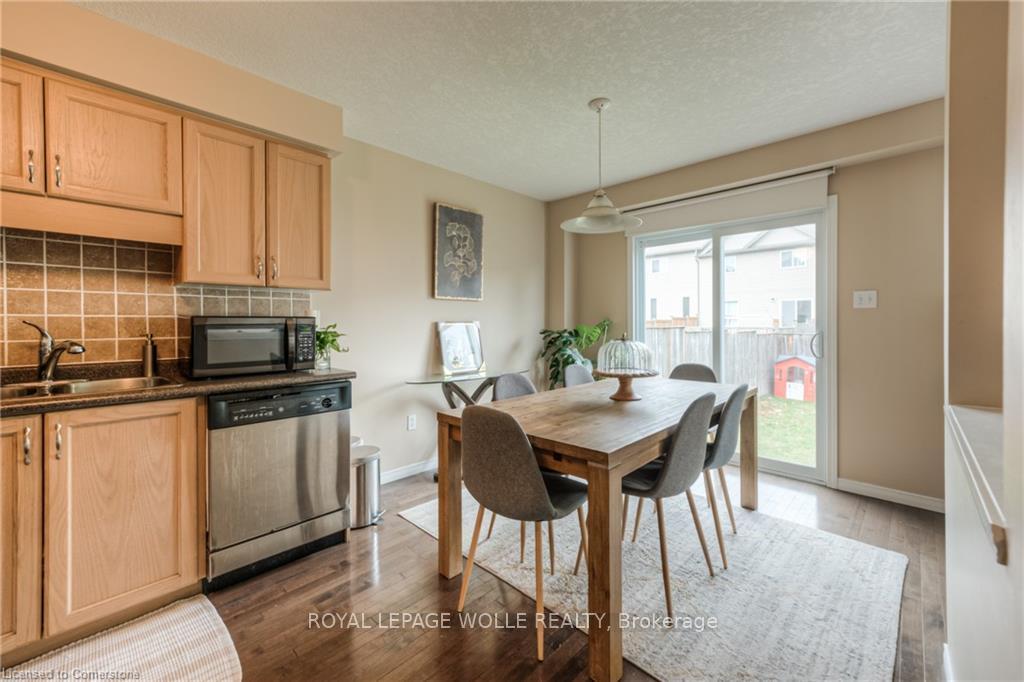 Photo 12 of 556 Wild Iris Avenue, Waterloo — HOMEH