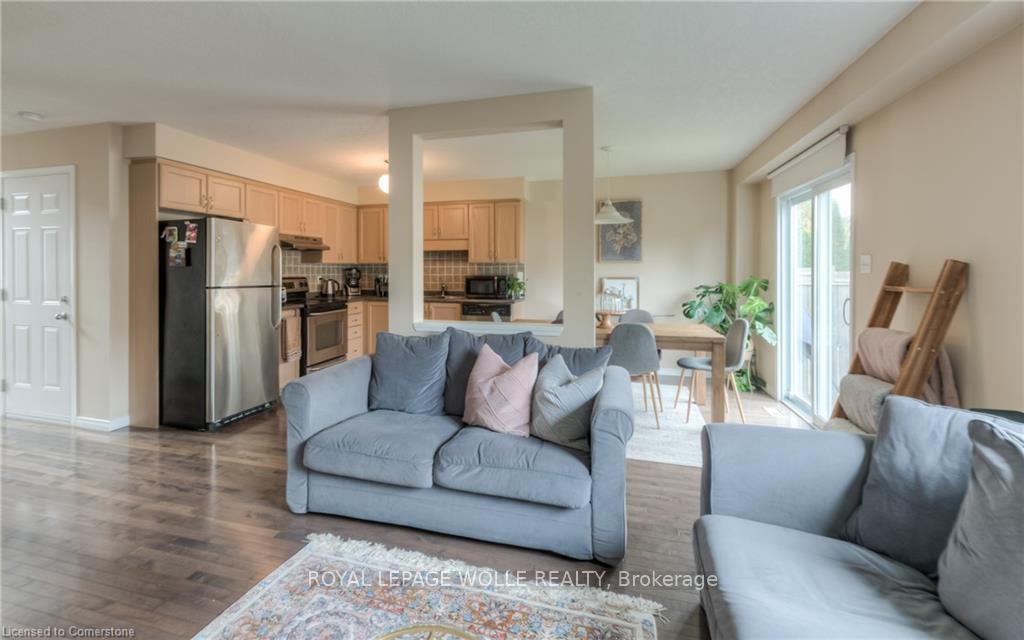 Photo 14 of 556 Wild Iris Avenue, Waterloo — HOMEH