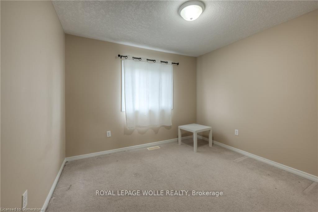 Photo 18 of 556 Wild Iris Avenue, Waterloo — HOMEH