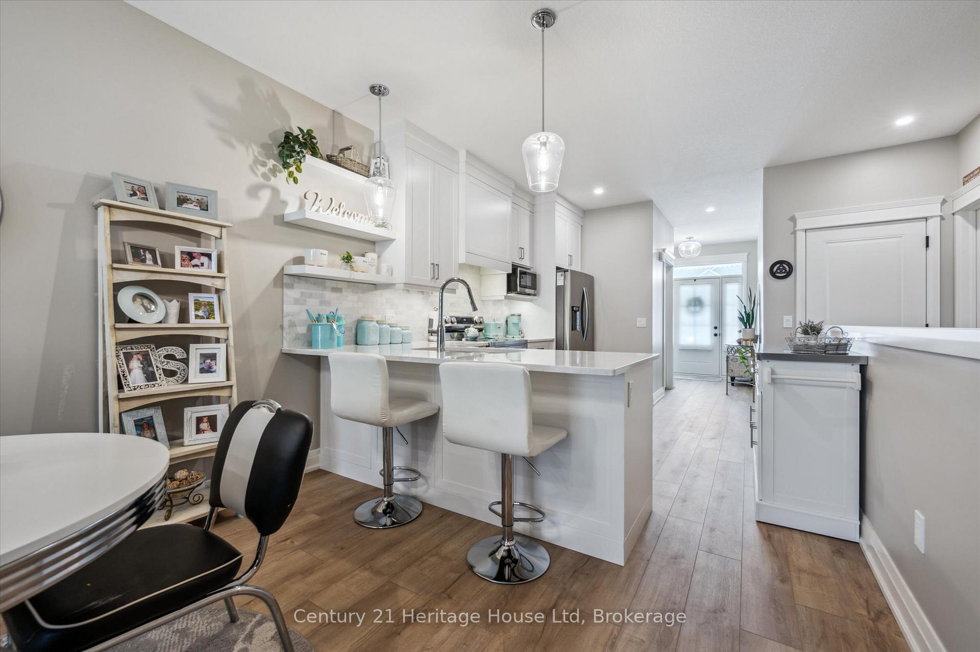 Photo 6 of 111 Jacks Way, Wellington North, Mount Forest — HOMEH