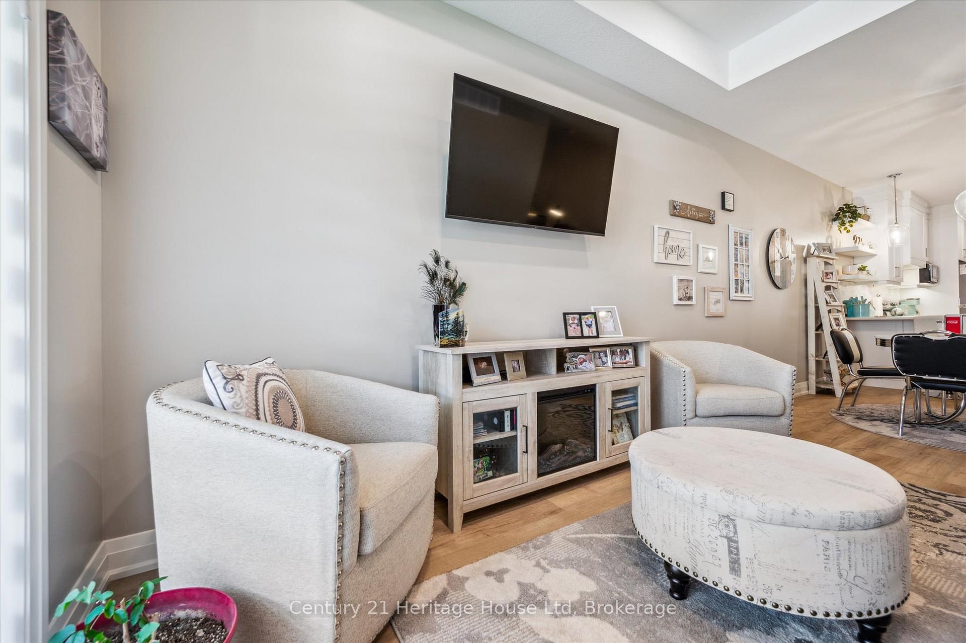 Photo 17 of 111 Jacks Way, Wellington North, Mount Forest — HOMEH