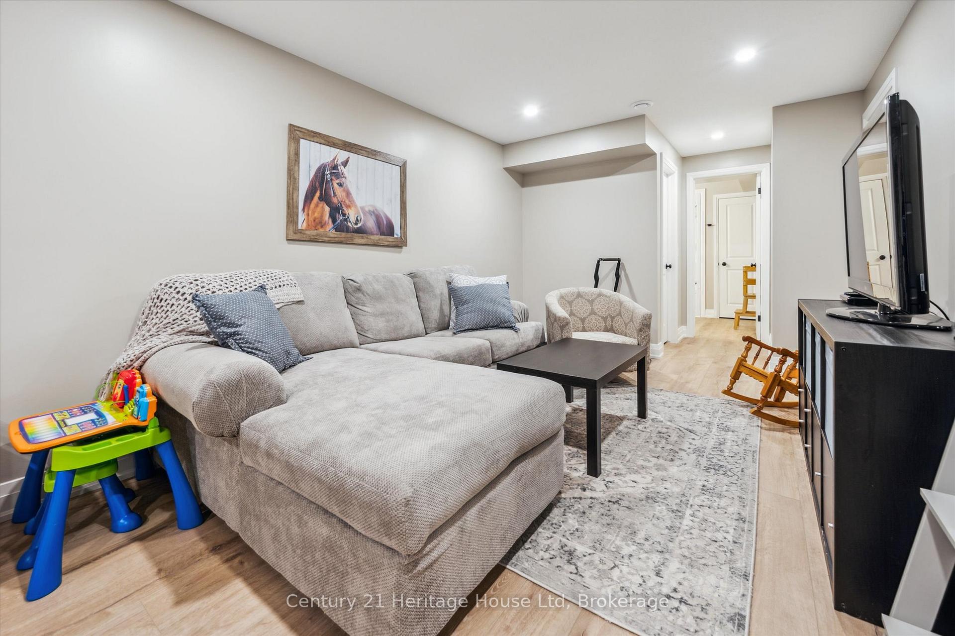 Photo 28 of 111 Jacks Way, Wellington North, Mount Forest — HOMEH
